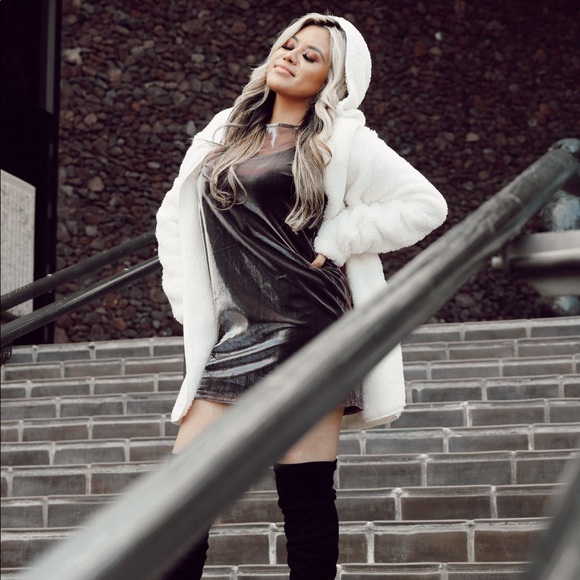 Meet your Posher, Tania - Picture 1 of 1